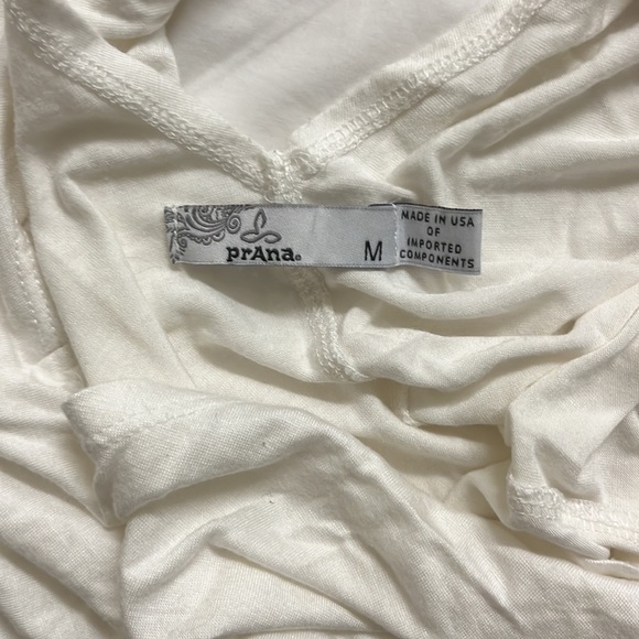 White prana tank size medium - Picture 3 of 3